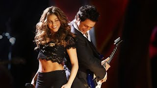 Shakira  La Tortura ft Alejandro Sanz Live at The 2006 Latin Grammys HQ [upl. by Enaj219]