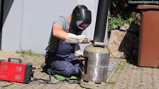 DIY Gartenofen  Holzofen aus Gasflasche bauen [upl. by Lemej646]